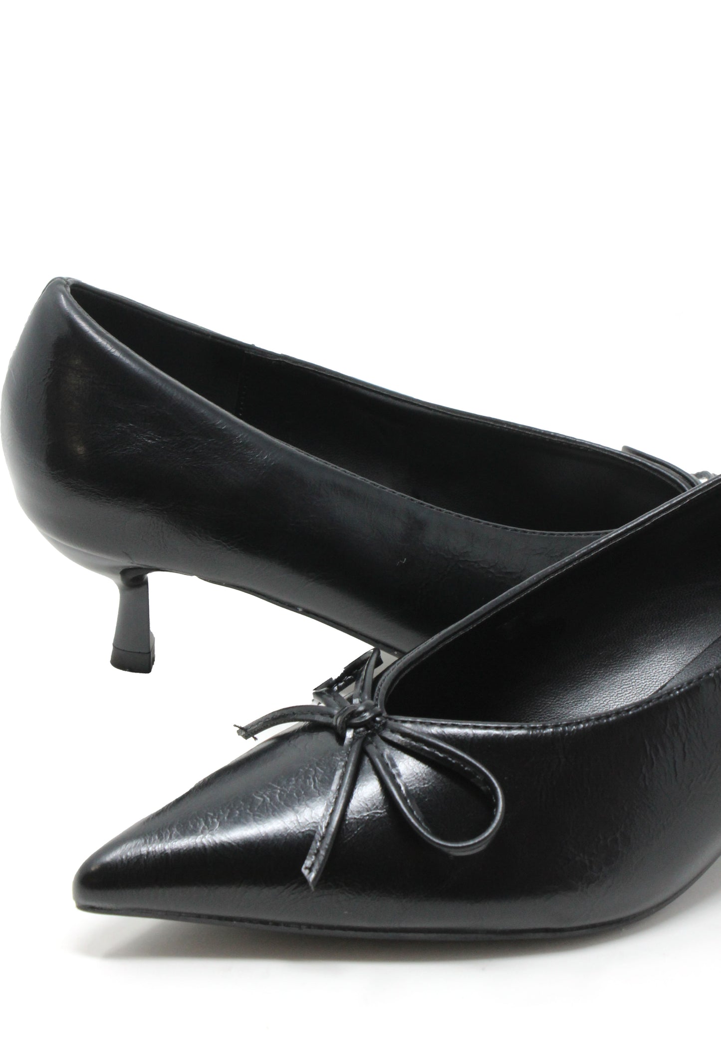 Bow Court Heel