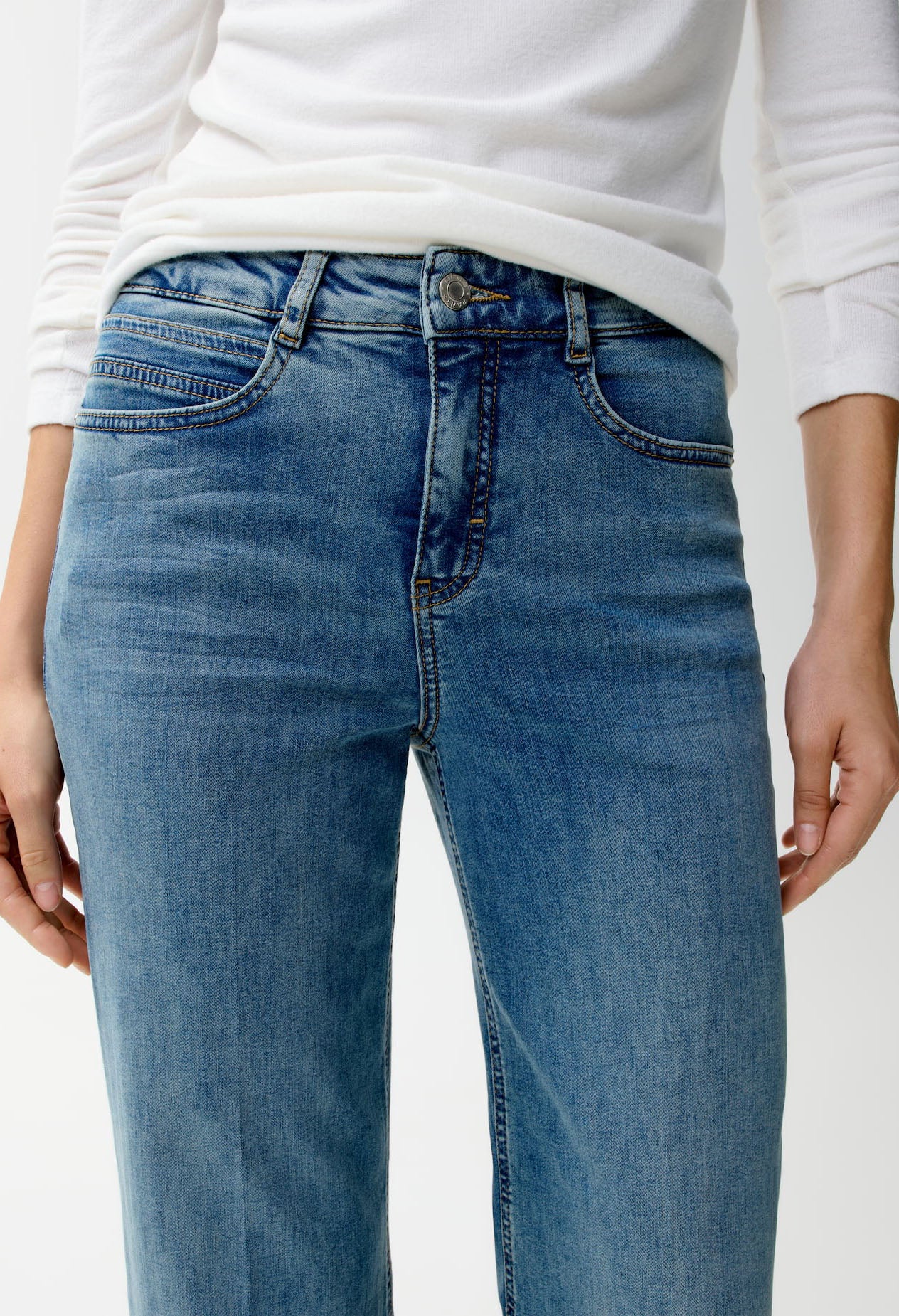 Melly Modern Wide Leg Jeans L30