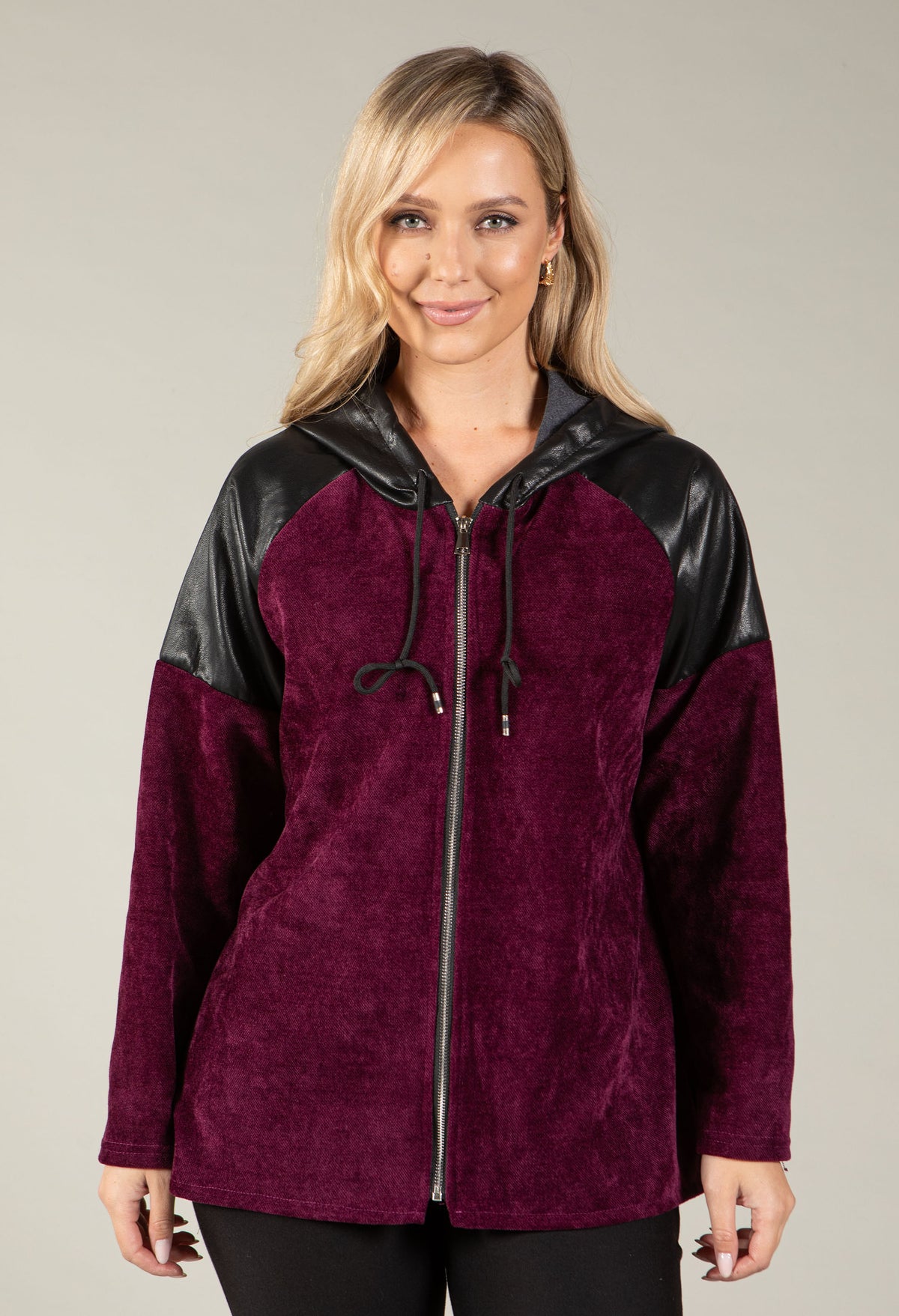 Mai Hooded Sweat