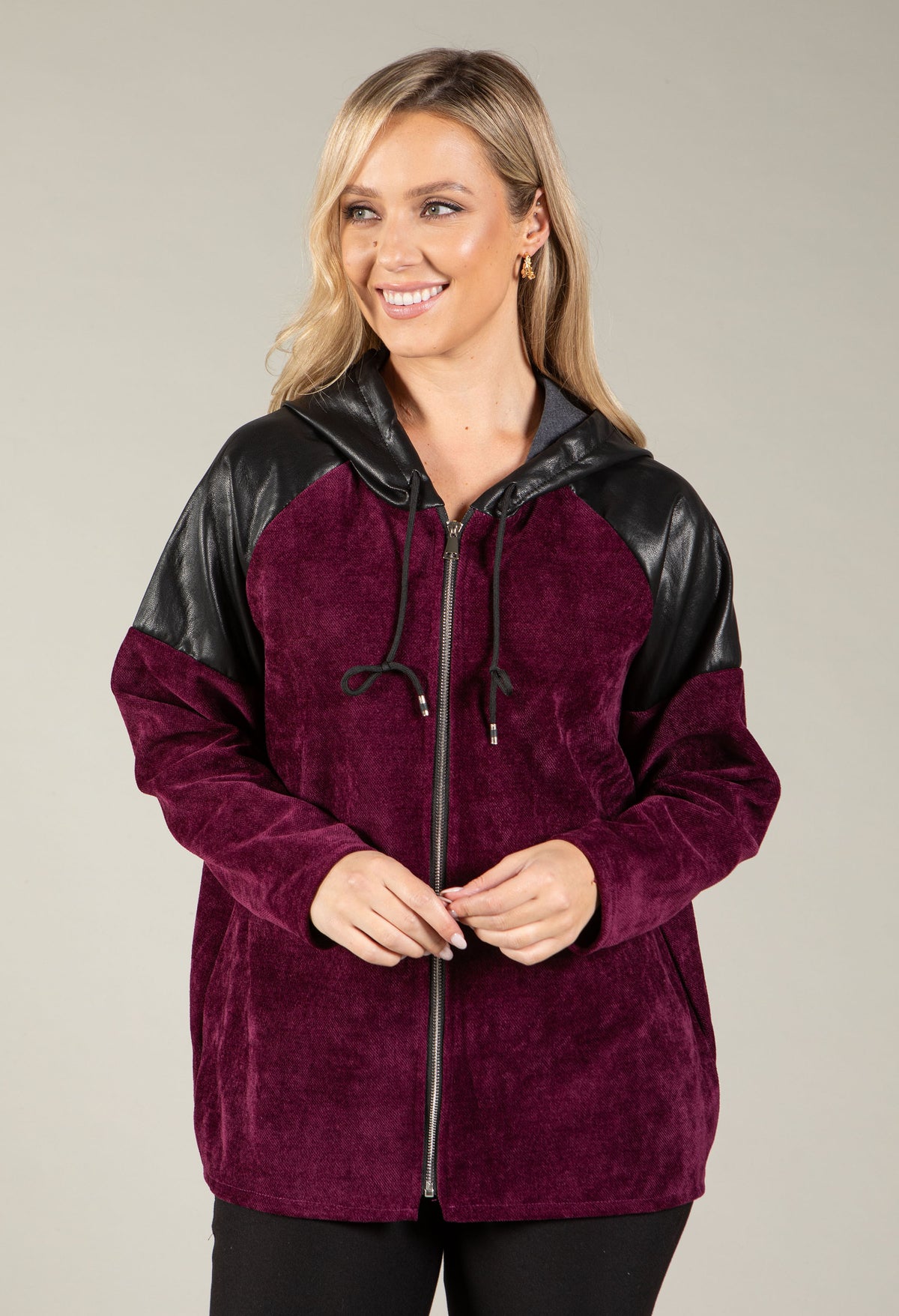 Mai Hooded Sweat