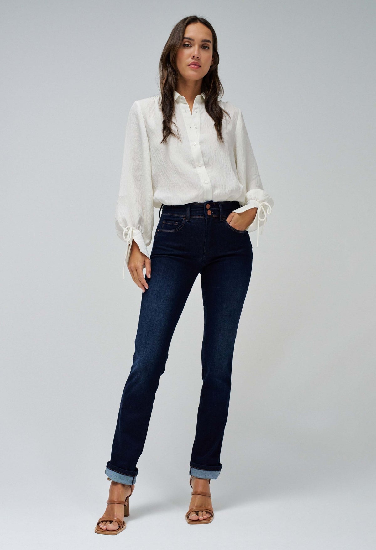 Secret Push In Jeans