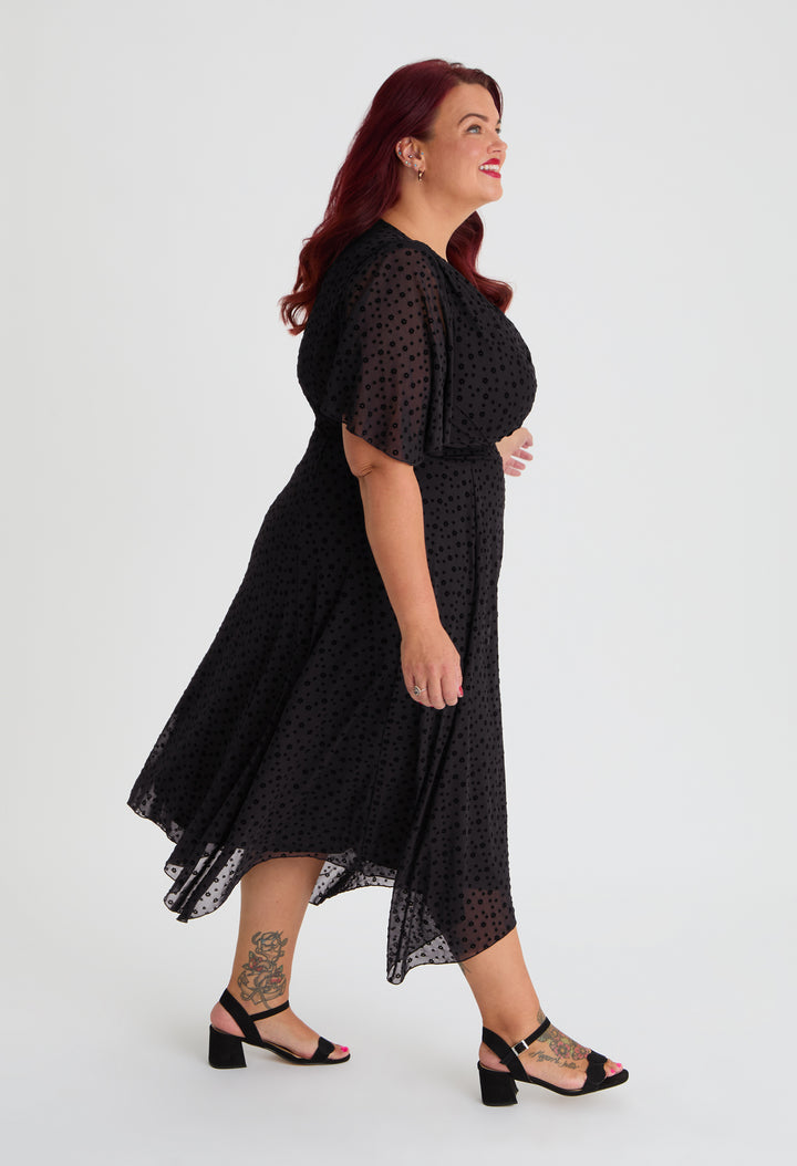 Julie Hanky Hem Curve+ Dress, view 2 – Pamela Scott
