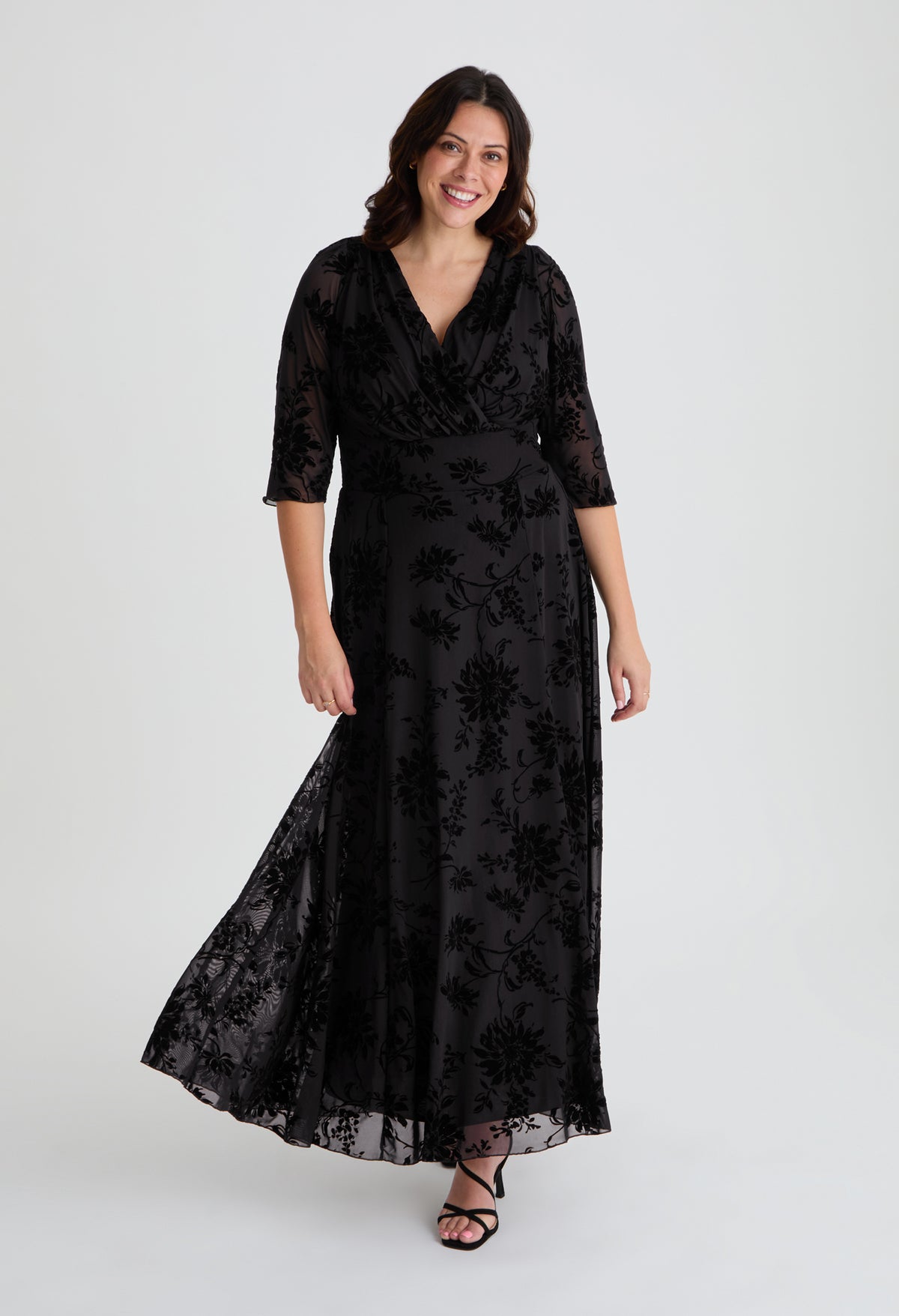 Verity Curve+ Maxi Dress