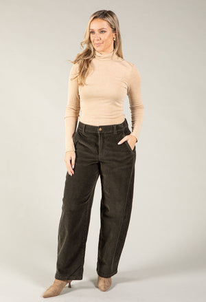 Barrel Jeans