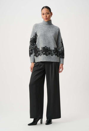 Relaxed Fit Floral Pullover