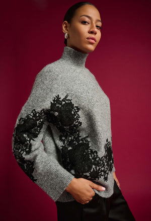 Relaxed Fit Floral Pullover