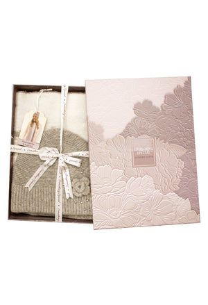 Embellished Hat and Scarf Giftset
