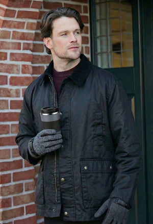 Gloves and Thermal Cup Set