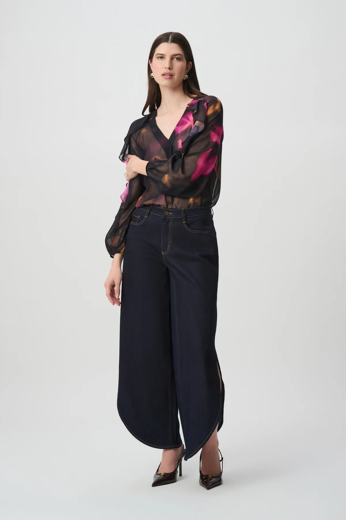 Floral Chiffon V-Neck Ruffle Top