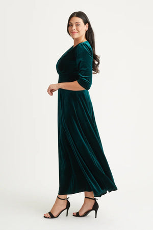 Verity Curve+ Maxi Dress