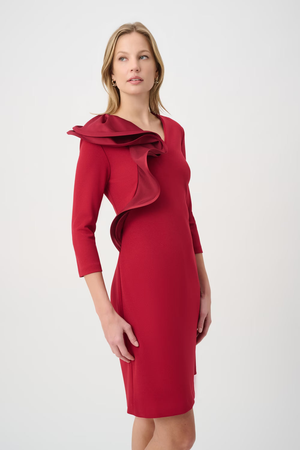Ruffled Sheath V-neck Dress