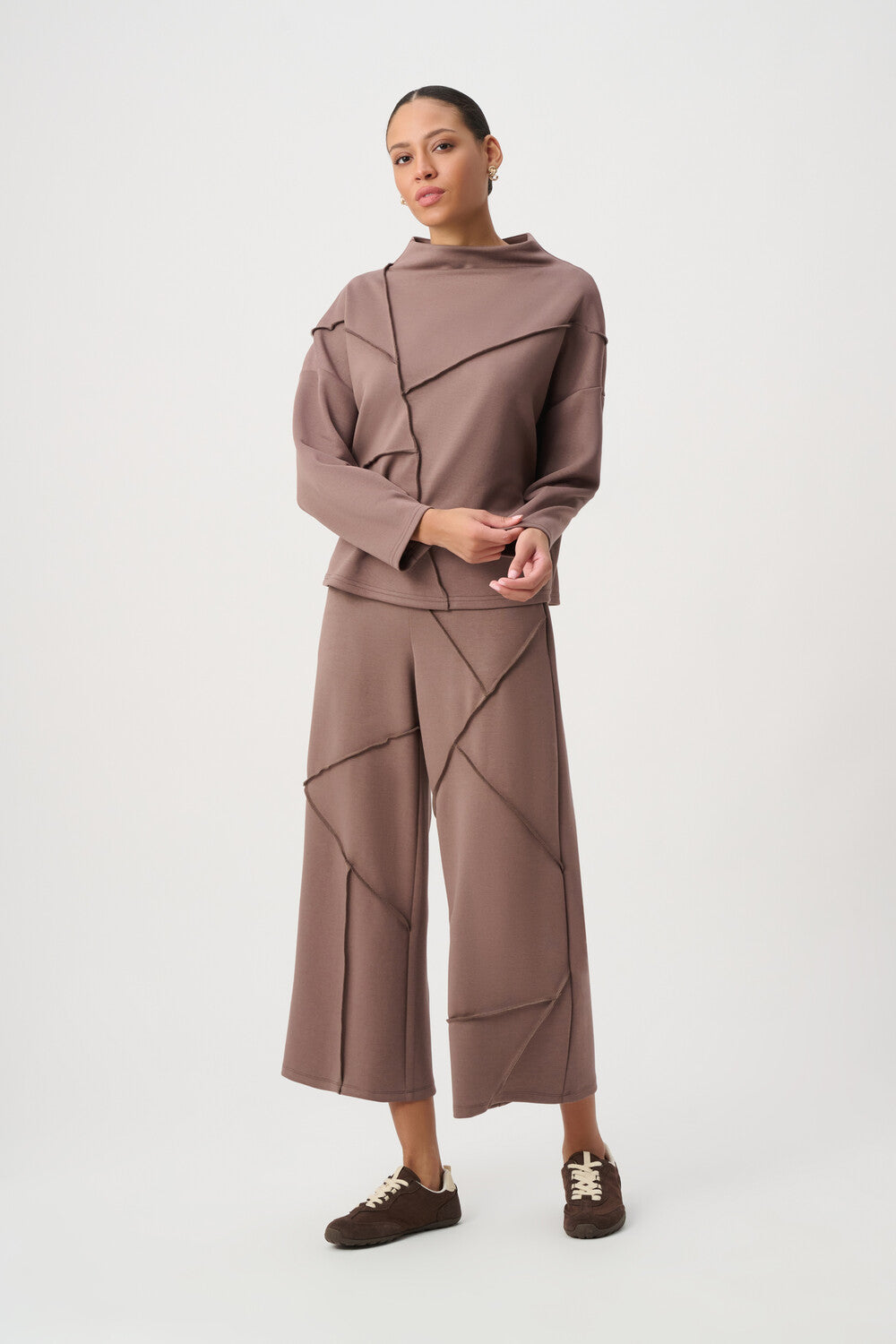 Relaxed Fit Pullover