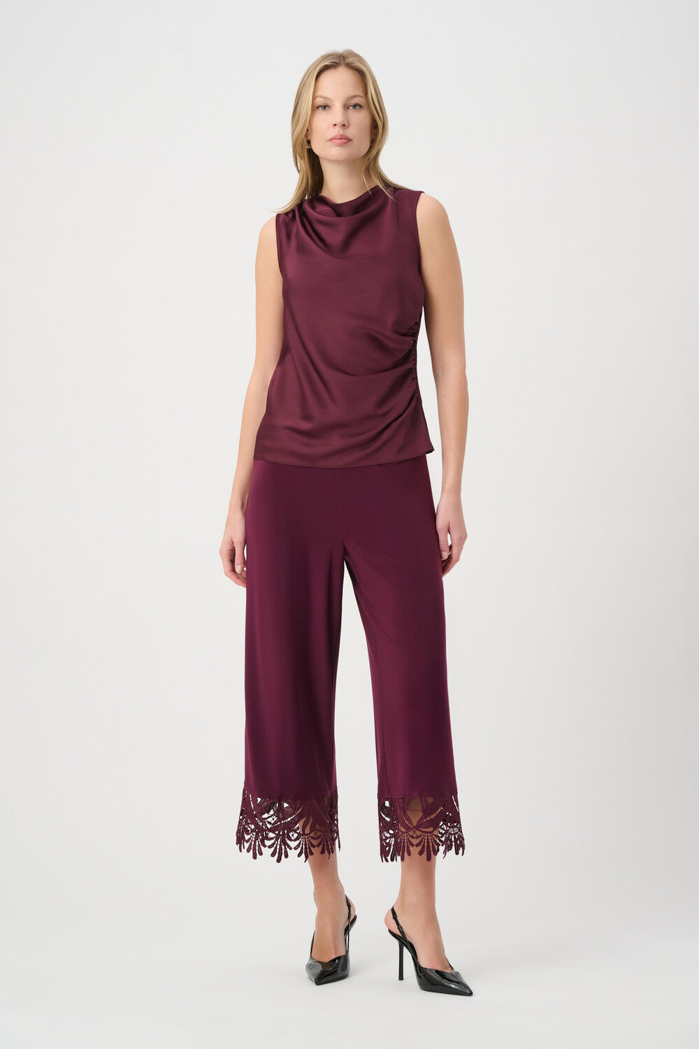 Embroidered Cropped Trousers