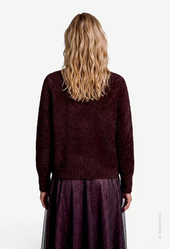 Fluffy sweater with glitter