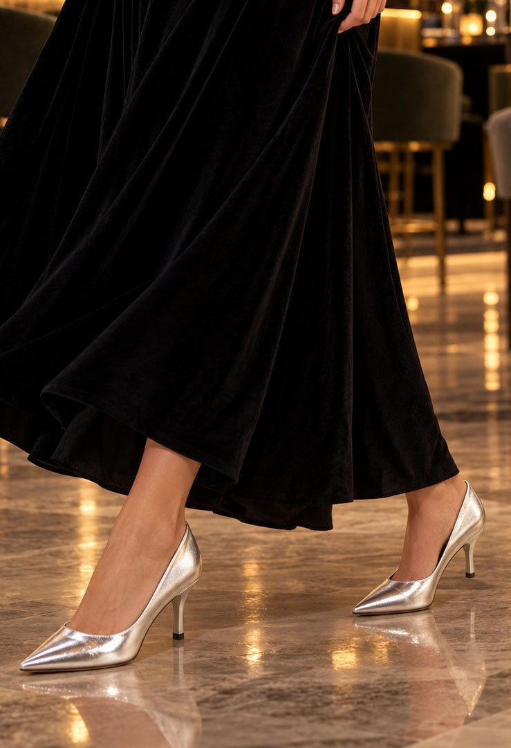 silver court heel