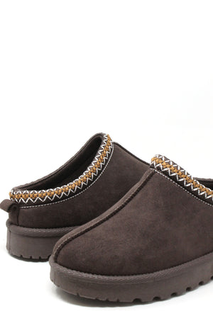 Embroidered Slip On Boots