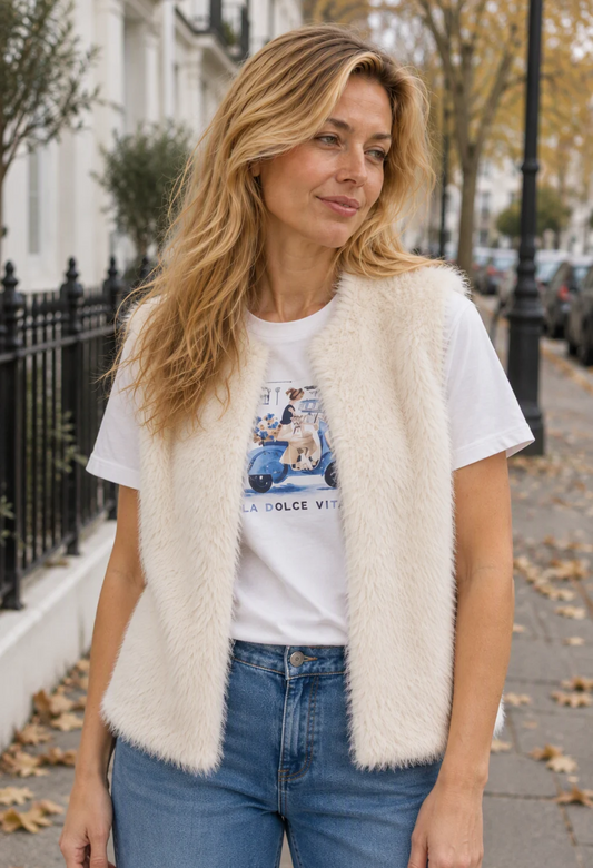 Sleeveless Fluffy Vest – Pamela Scott