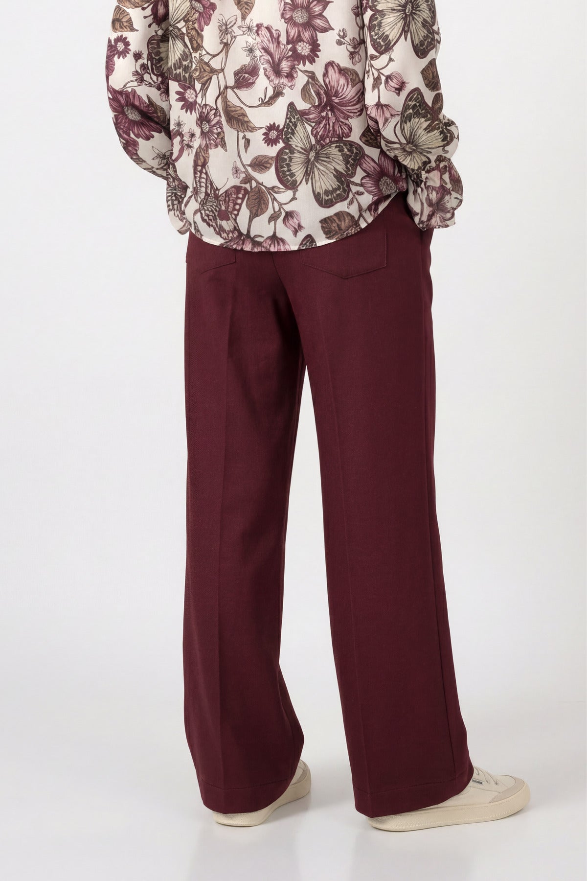 Wide Leg Jogger
