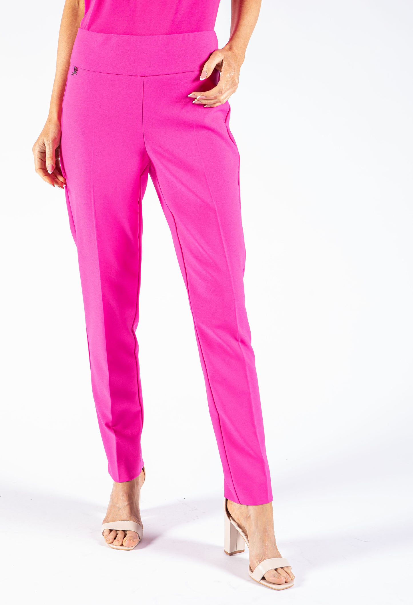 Cropped Pleated Pants