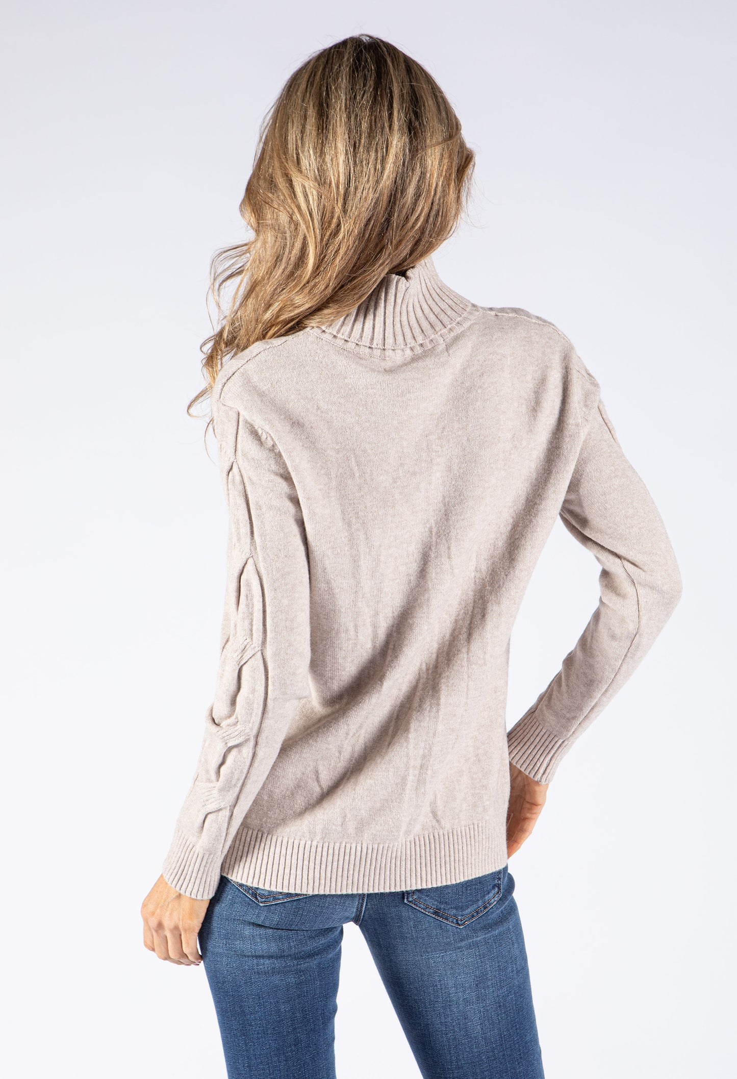 Cable Knit Turtle Neck Knit