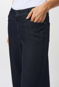 High-waisted Wide-leg Jeans