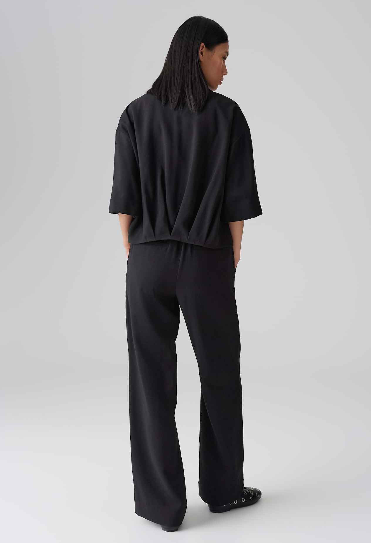 Fabbey Loose soft shirt blouse with pleat detail