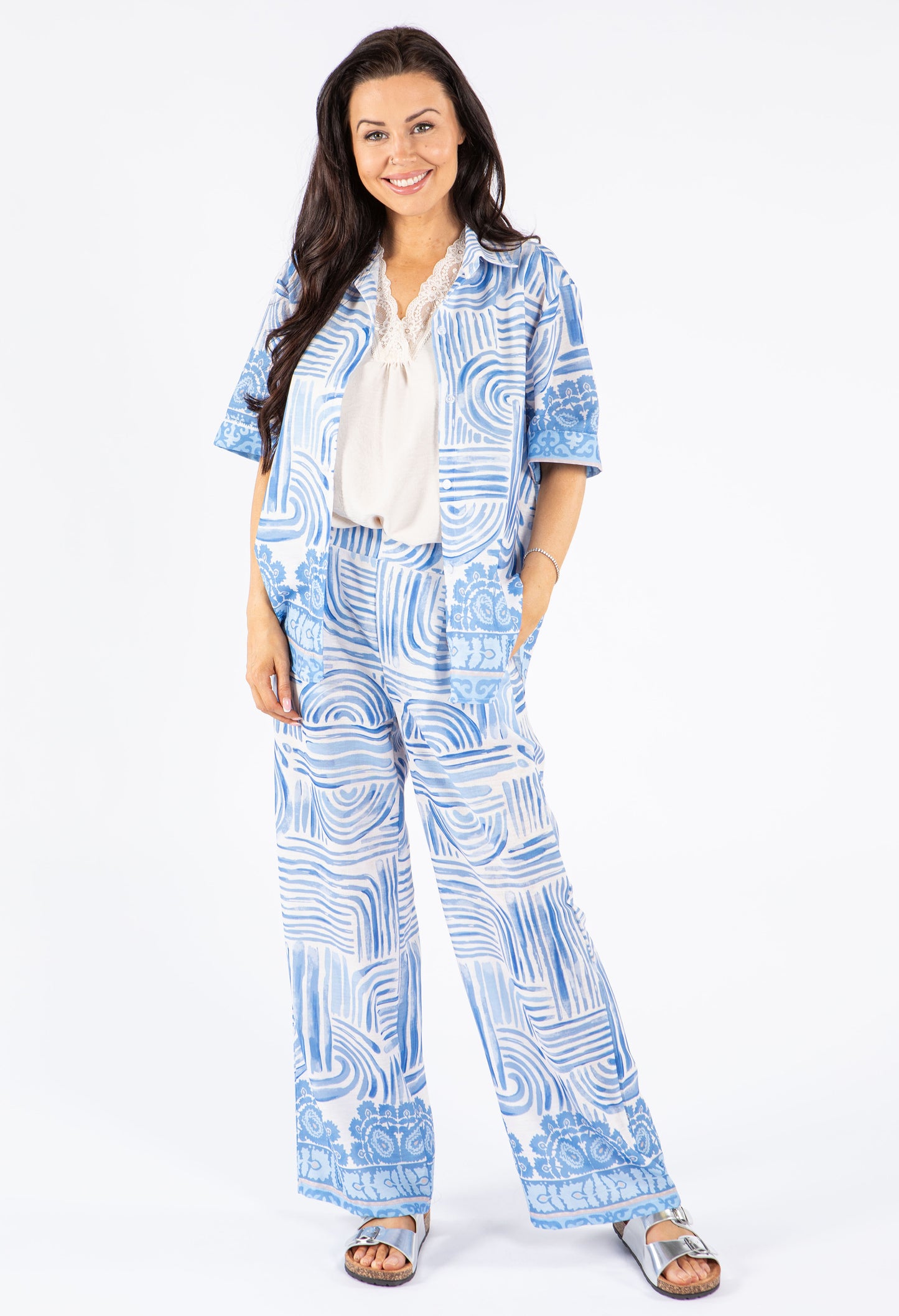 Abstratc Print V-Neck Shirt