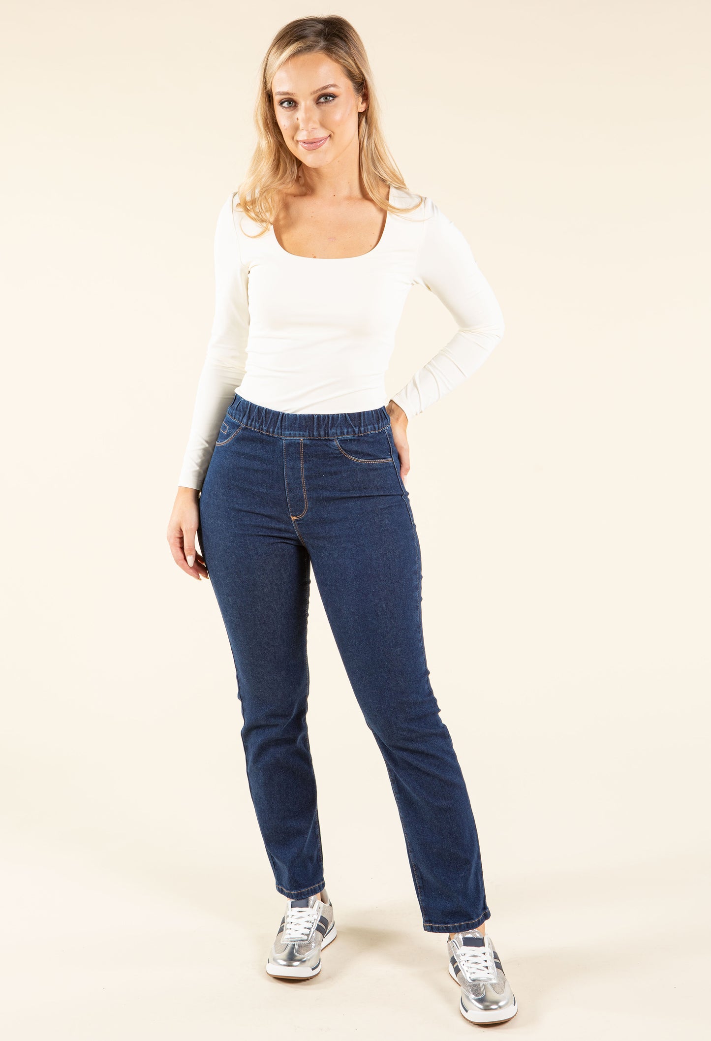 Aura Denim Pull On Jeggings