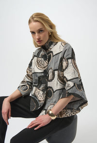Abstract Collared Flare-sleeve