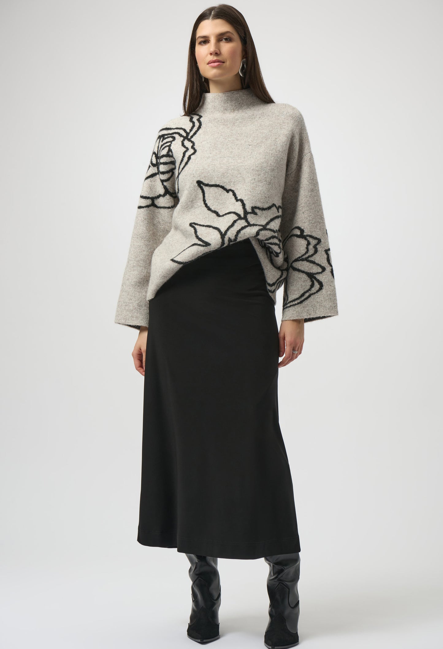 Floral Embroidered Pullover