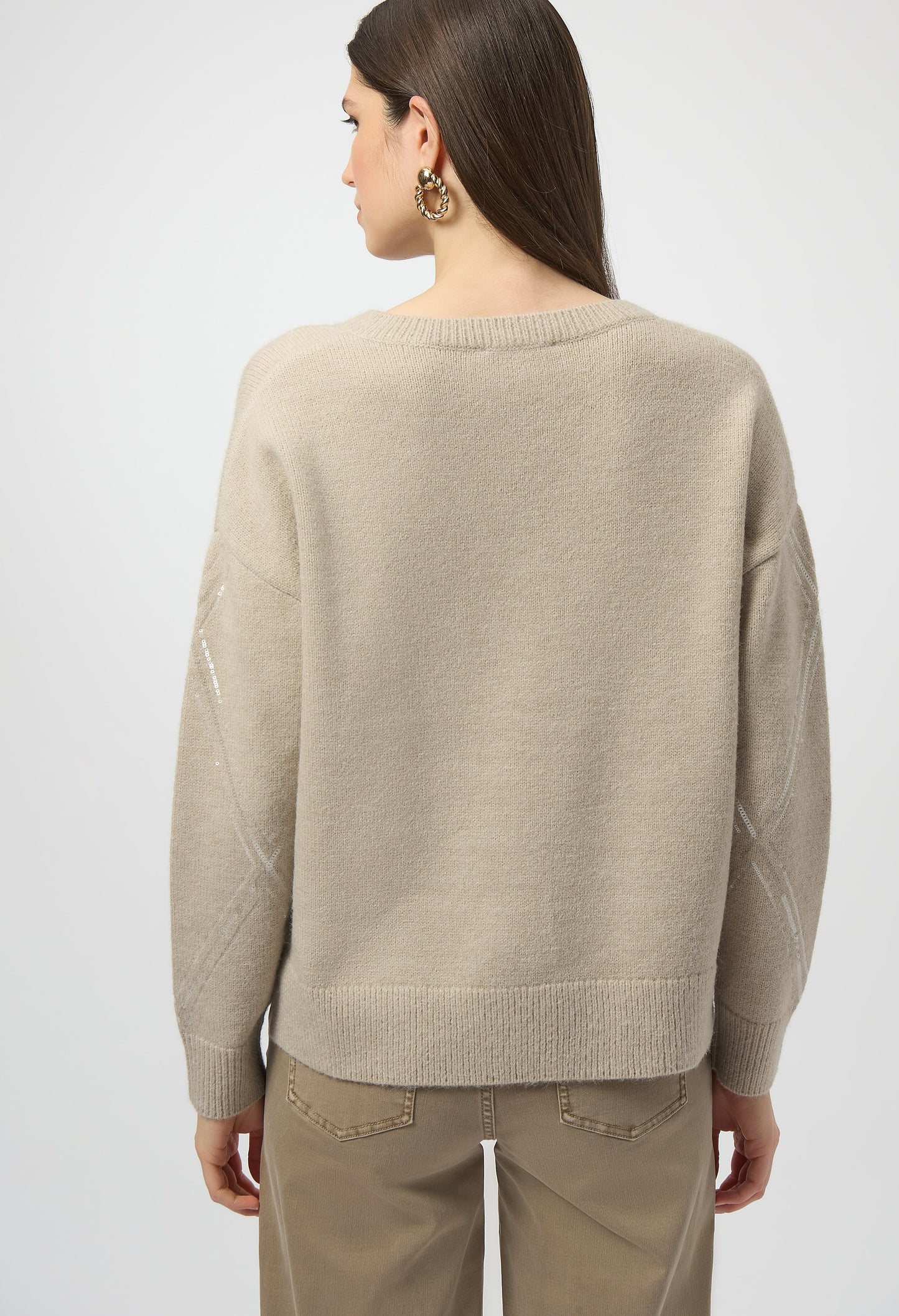 V-neck Chic Pullover