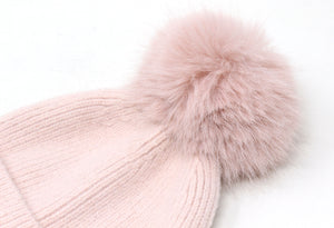 Ribbed Knit Pom Pom Beanie