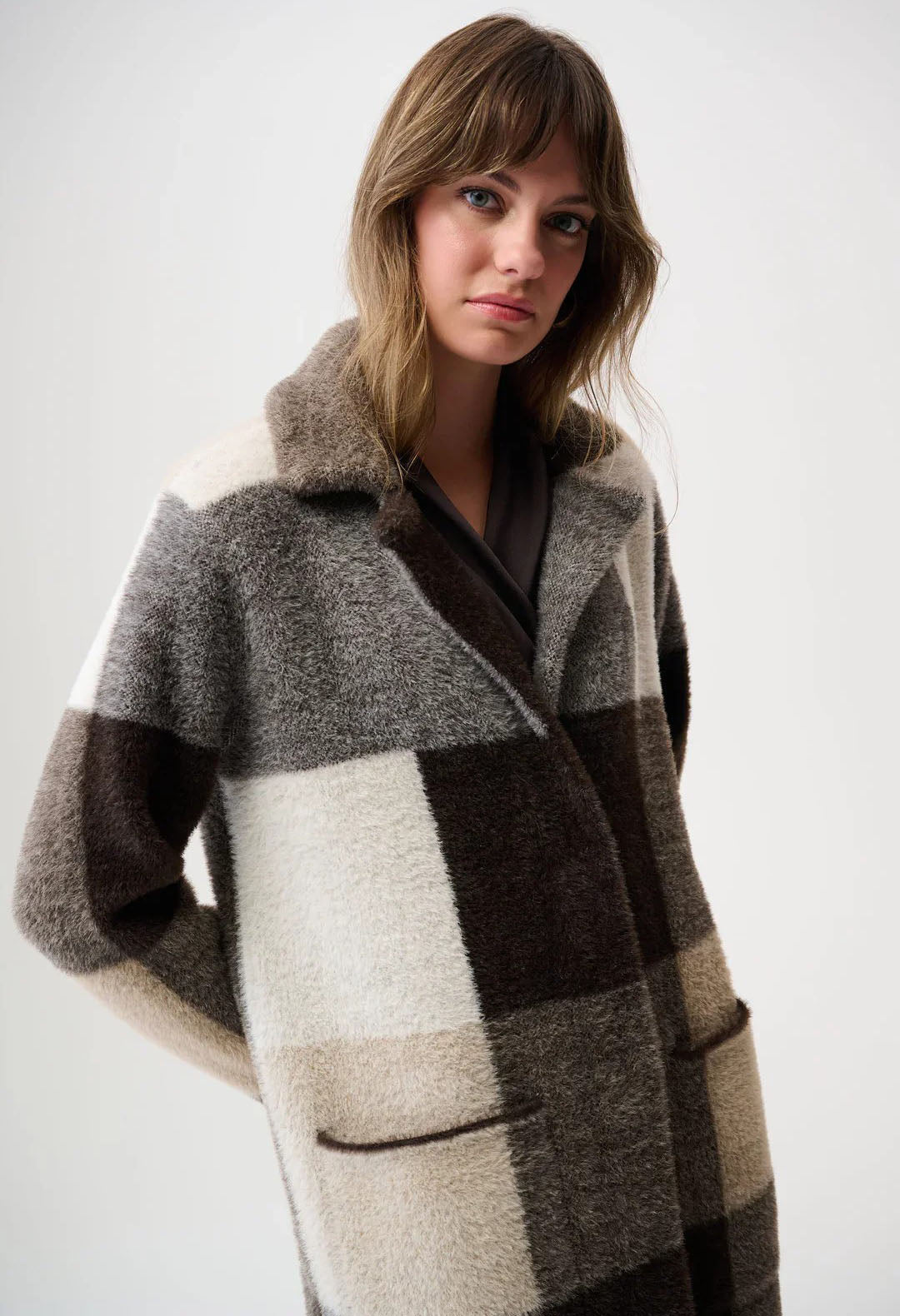 Feather Yarn Check Coat