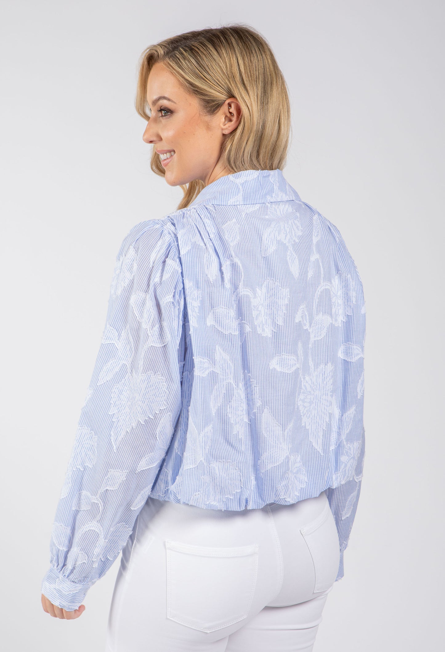 Leaf Embroidered Cropped Shirt