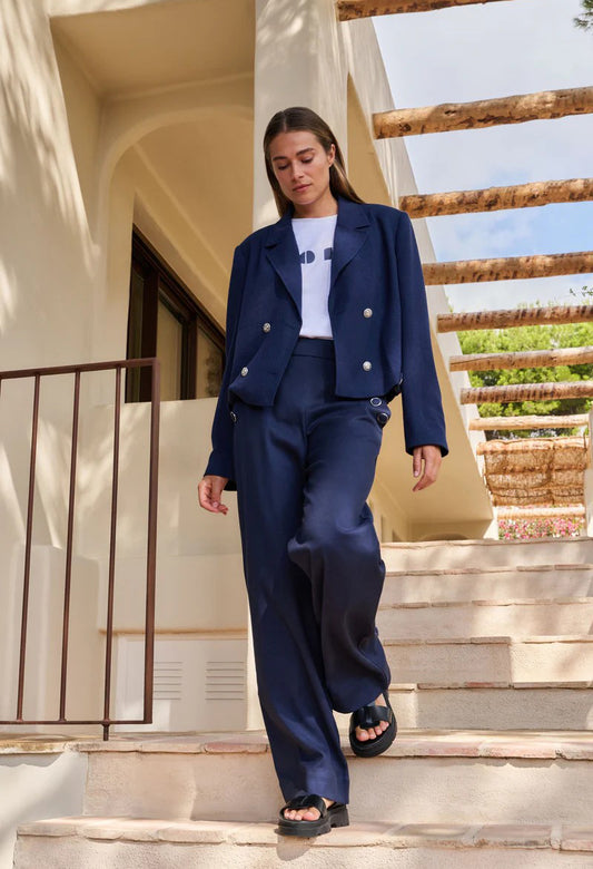 Short double-breasted blazer jacket