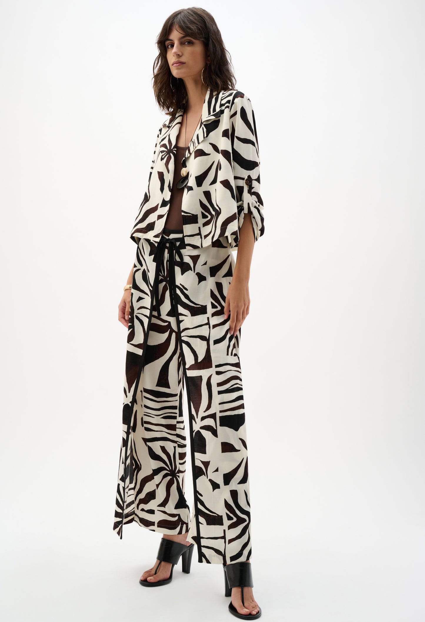 Floral High-waisted Trousers