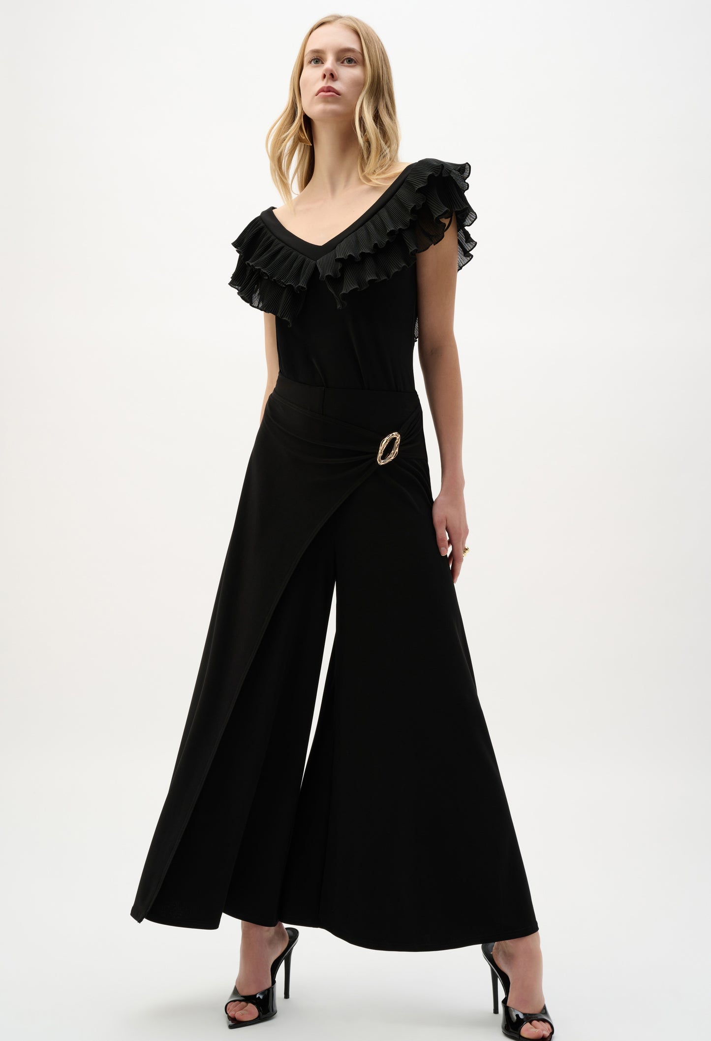 Wide-leg Formal Trousers