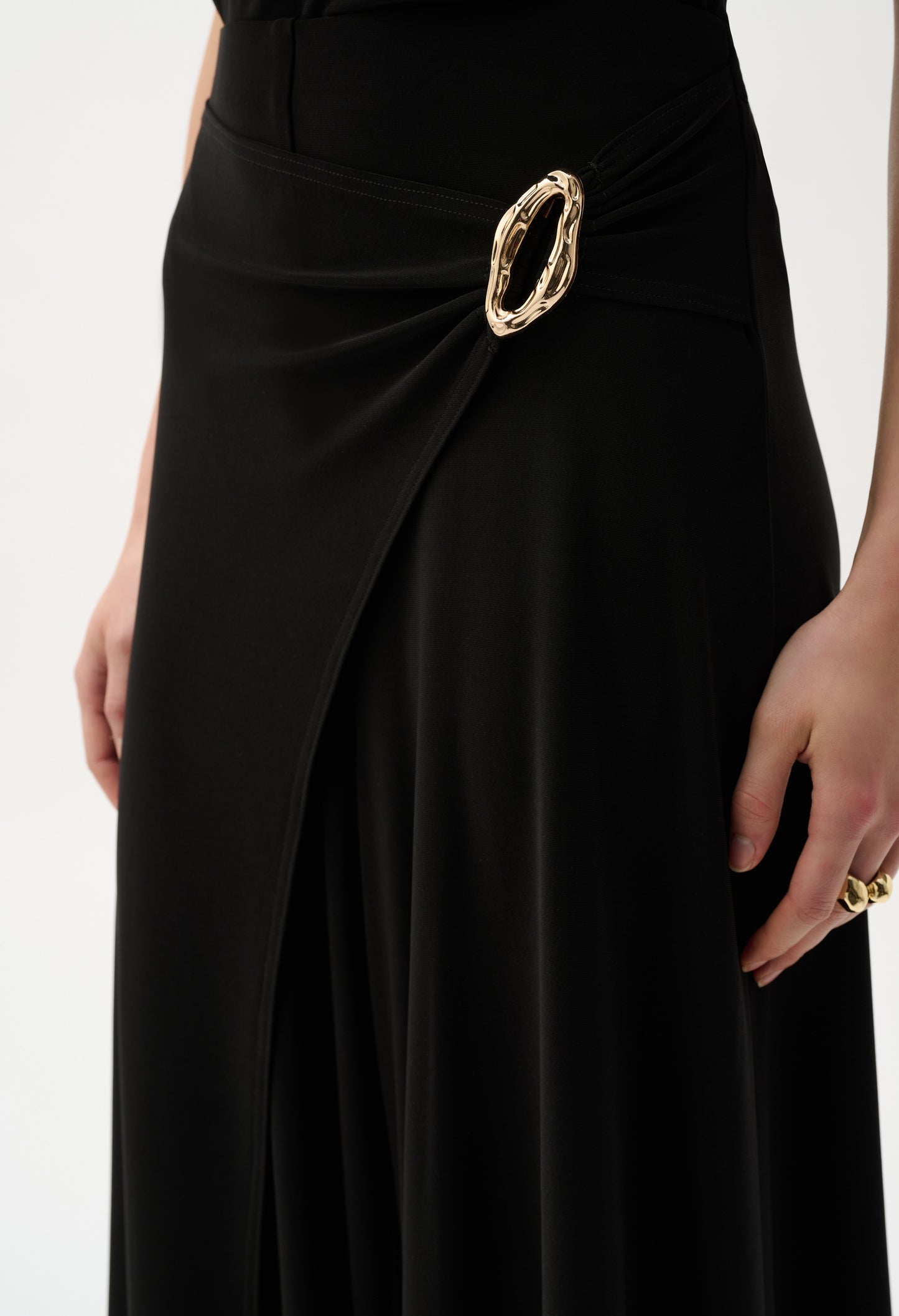 Wide-leg Formal Trousers