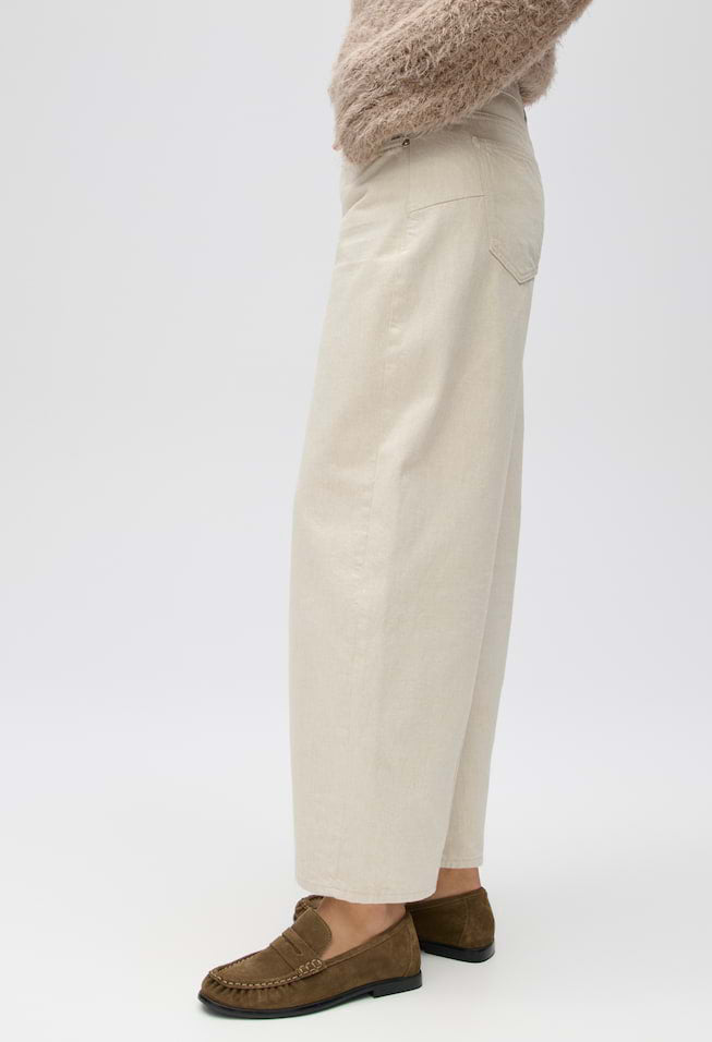 LOLAH NATURAL Cotton Barrel Jeans
