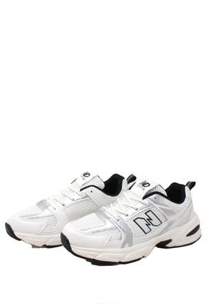 Sporty Look Trainer