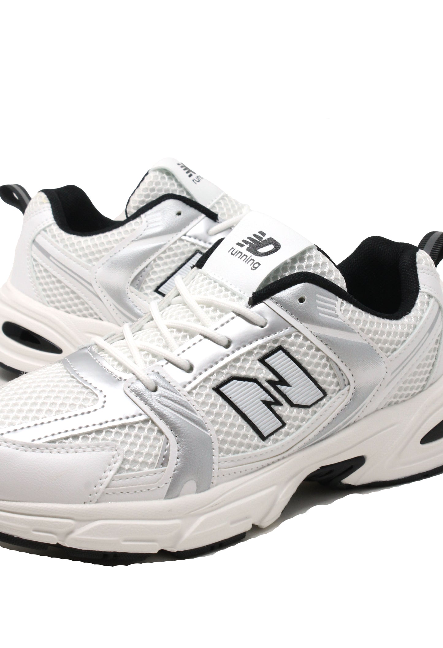 Sporty Look Trainer